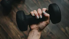 Vergessen Sie das Spazierengehen: Ab 40 Jahren ist diese körperliche Aktivität einfach unverzichtbar